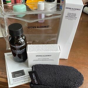 Grown Alchemist Face Set - Black and White